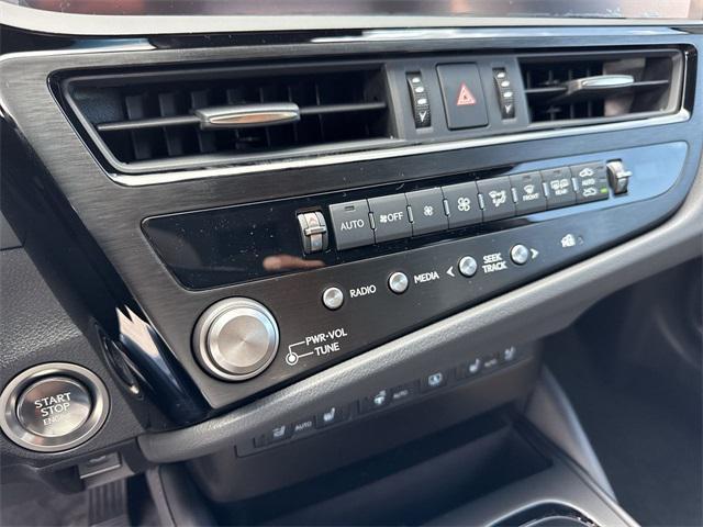 new 2025 Lexus ES 350 car, priced at $50,594