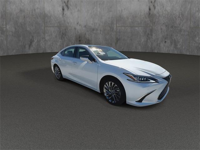 used 2024 Lexus ES 350 car, priced at $45,388