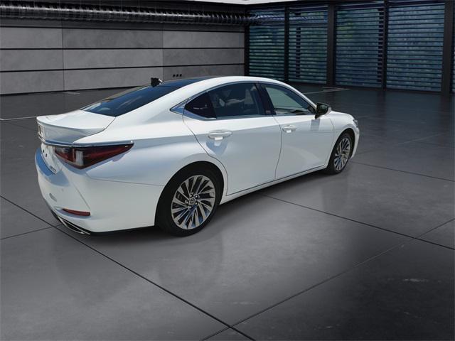 used 2024 Lexus ES 350 car, priced at $49,888