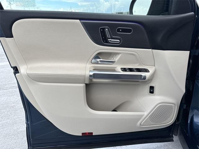 used 2022 Mercedes-Benz GLB 250 car, priced at $27,388