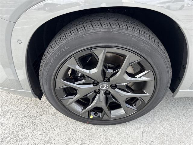 new 2026 Lexus TX 500h car, priced at $75,261