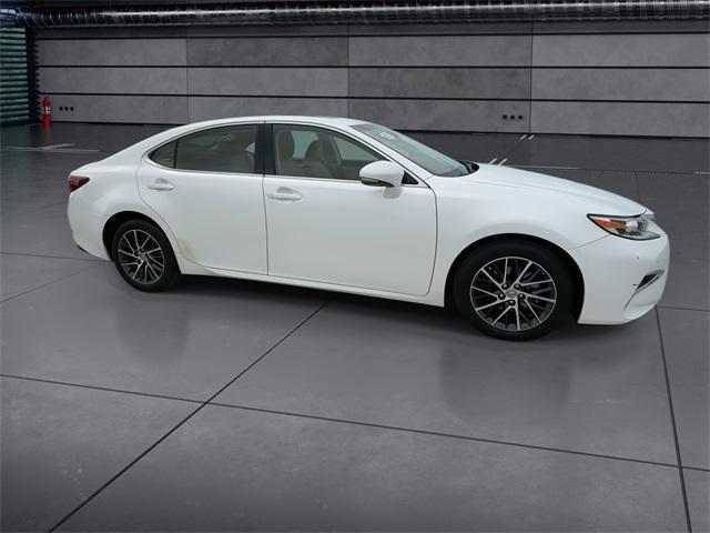 used 2016 Lexus ES 350 car, priced at $23,998