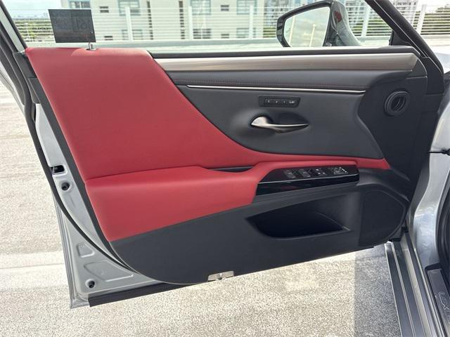 used 2022 Lexus ES 350 car, priced at $37,988