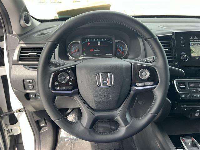 used 2022 Honda Pilot car, priced at $32,988