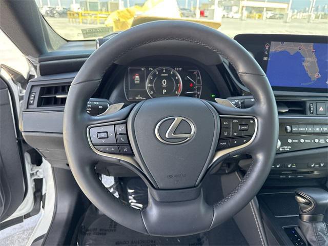 used 2022 Lexus ES 350 car, priced at $37,588