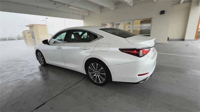 used 2021 Lexus ES 350 car, priced at $33,388