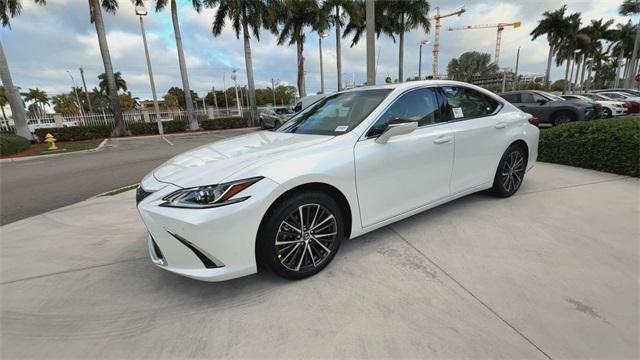 new 2025 Lexus ES 350 car, priced at $48,534