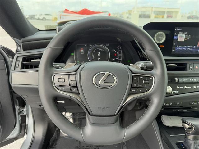 used 2022 Lexus ES 300h car, priced at $37,488