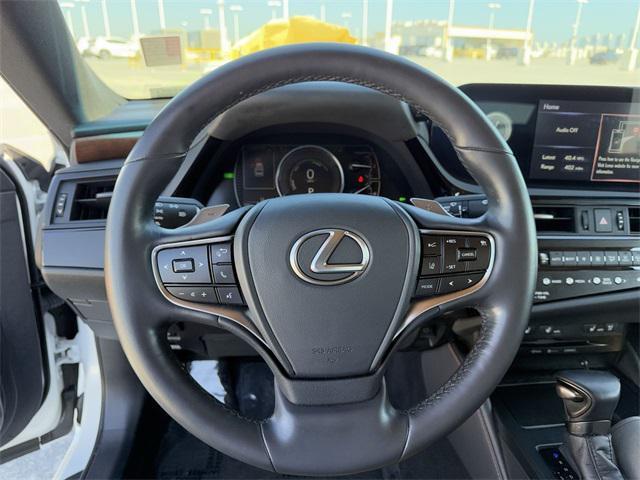 used 2022 Lexus ES 300h car, priced at $37,488