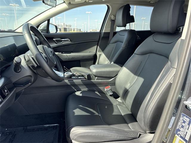 used 2025 Kia Sportage Hybrid car, priced at $30,888