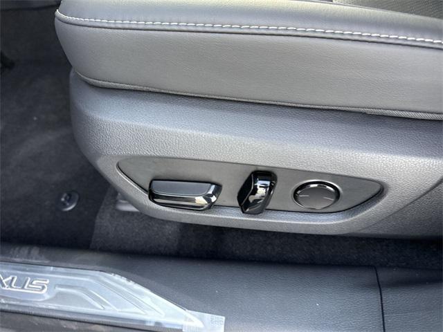 new 2026 Lexus RX 350 car, priced at $59,154