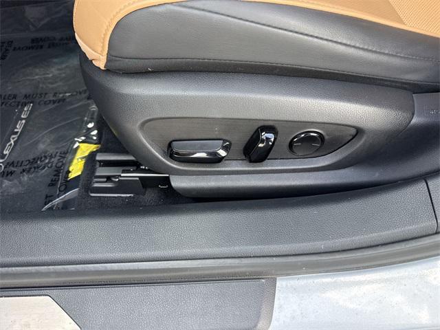 used 2022 Lexus ES 350 car, priced at $33,988