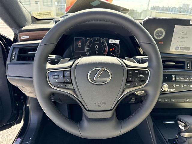 new 2025 Lexus ES 350 car, priced at $48,254