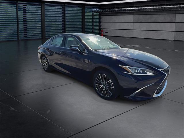 new 2025 Lexus ES 300h car, priced at $50,914