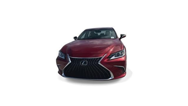 new 2024 Lexus ES 300h car, priced at $47,334