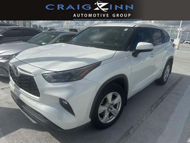 used 2023 Toyota Highlander Hybrid car, priced at $33,999