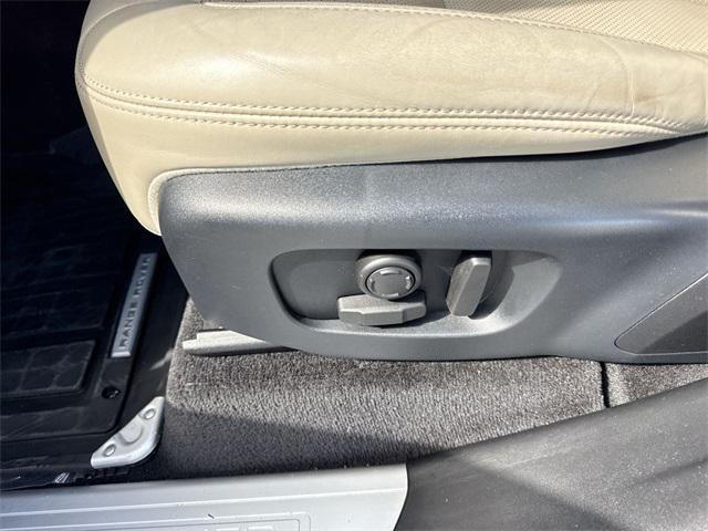 used 2019 Land Rover Range Rover Sport car, priced at $24,888