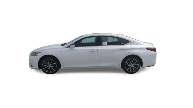 new 2025 Lexus ES 350 car, priced at $47,715