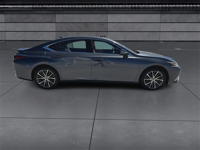 used 2025 Lexus ES 300h car, priced at $44,988