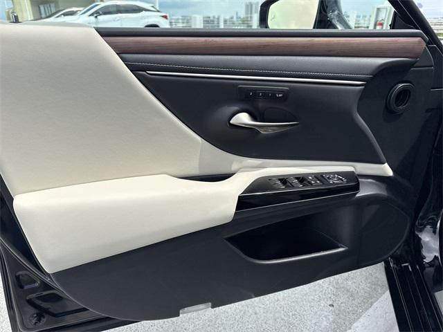 used 2024 Lexus ES 350 car, priced at $39,788
