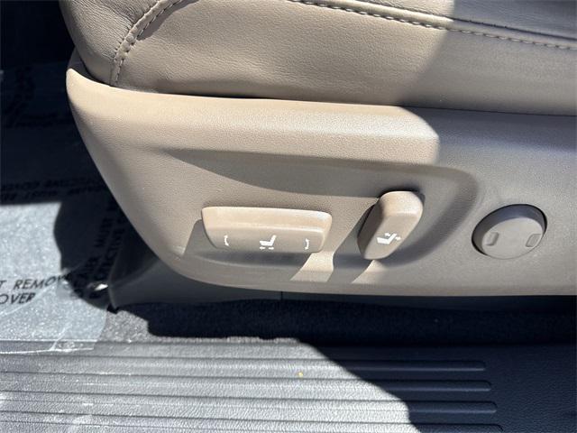 used 2023 Lexus GX 460 car, priced at $62,998