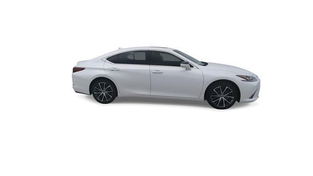 new 2025 Lexus ES 350 car, priced at $47,715