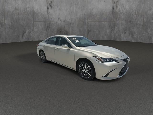 used 2023 Lexus ES 300h car, priced at $40,788