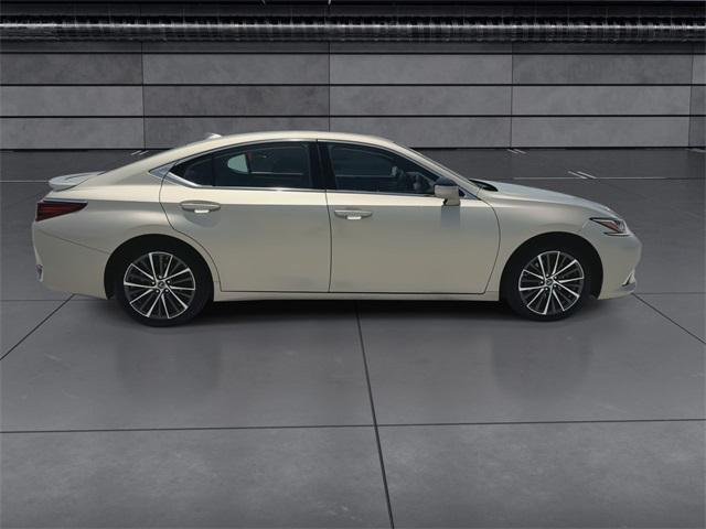 used 2023 Lexus ES 300h car, priced at $39,988