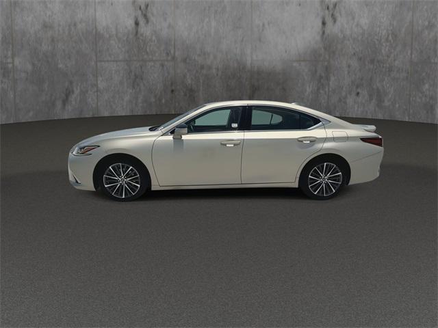 used 2023 Lexus ES 300h car, priced at $40,788