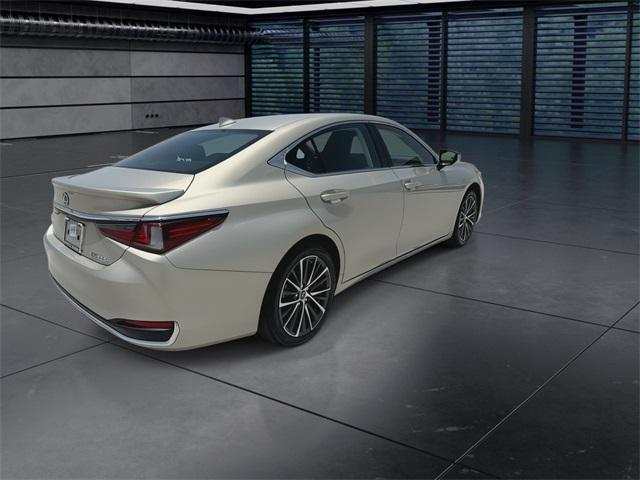 used 2023 Lexus ES 300h car, priced at $39,988