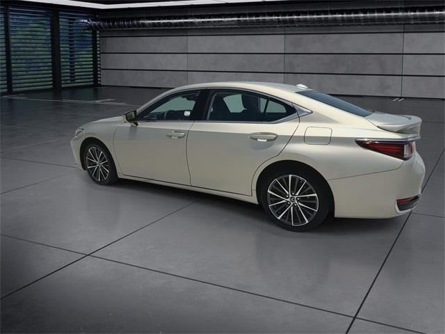 used 2023 Lexus ES 300h car, priced at $39,988