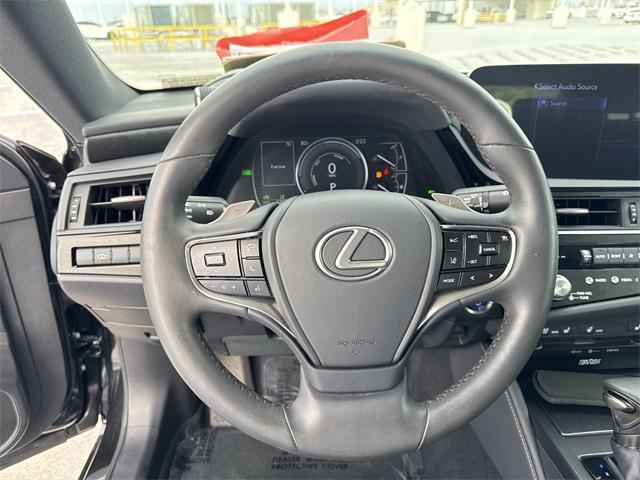 used 2022 Lexus ES 300h car, priced at $38,998