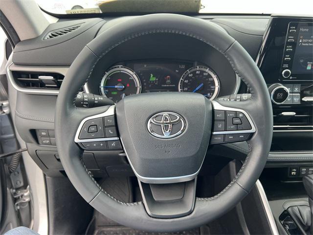 used 2022 Toyota Highlander Hybrid car, priced at $36,688