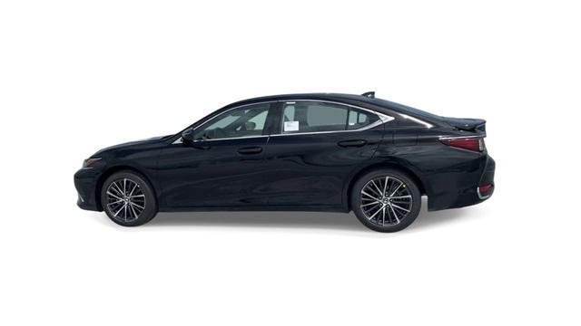 new 2024 Lexus ES 300h car, priced at $47,334