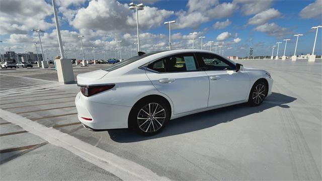 used 2022 Lexus ES 350 car, priced at $38,998