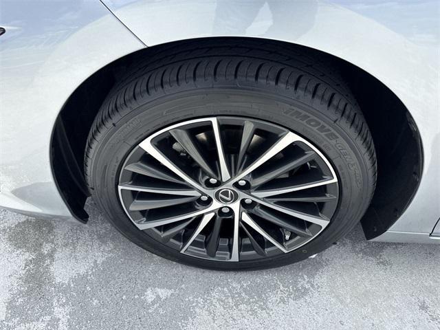 used 2022 Lexus ES 350 car, priced at $37,888