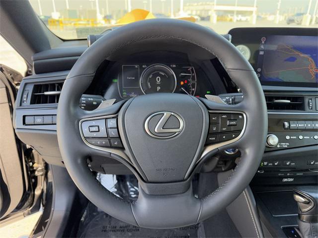 used 2022 Lexus ES 300h car, priced at $39,588