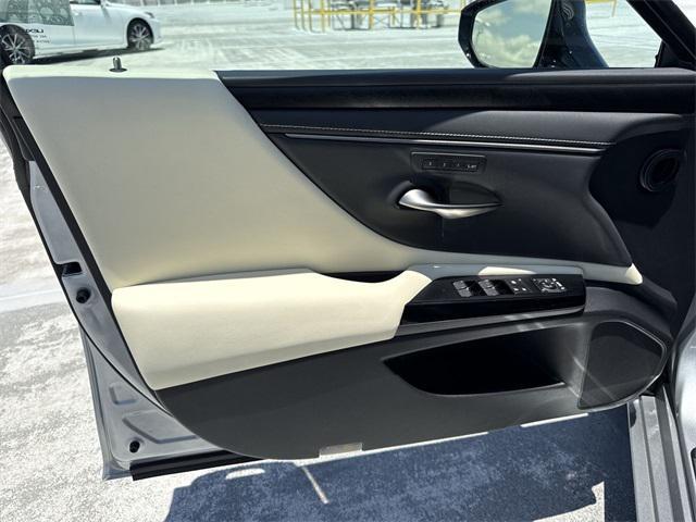 used 2022 Lexus ES 350 car, priced at $35,988