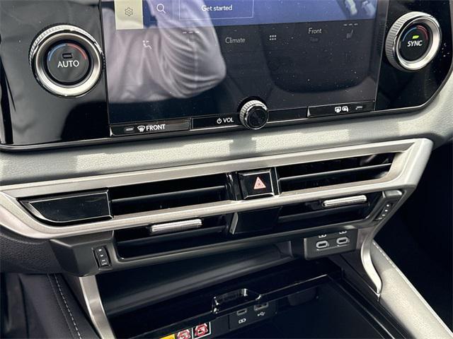 new 2025 Lexus RX 350 car, priced at $51,364