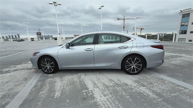 used 2022 Lexus ES 300h car, priced at $37,788