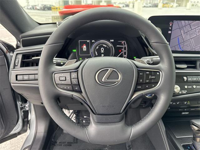 used 2022 Lexus ES 300h car, priced at $37,788