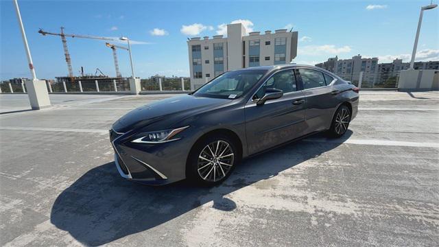 used 2023 Lexus ES 300h car, priced at $41,888