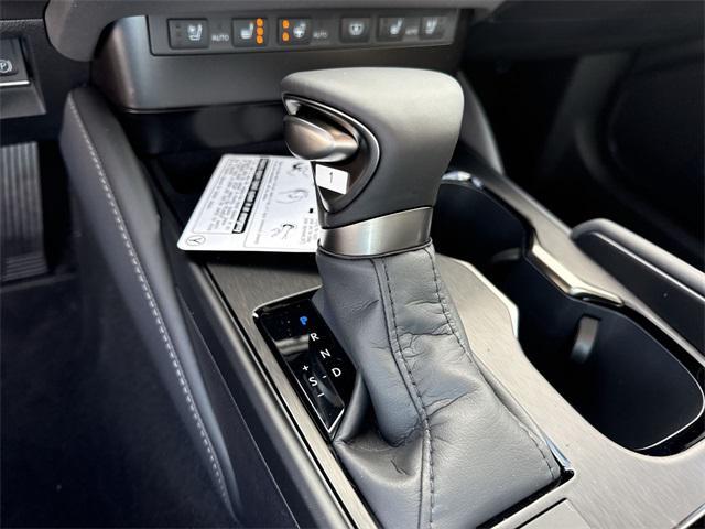 new 2025 Lexus ES 350 car, priced at $50,094