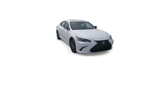 new 2025 Lexus ES 350 car, priced at $47,715