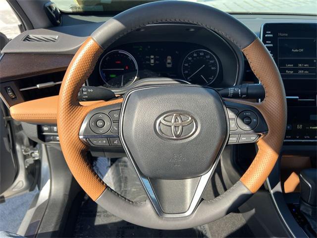 used 2019 Toyota Avalon Hybrid car, priced at $28,888