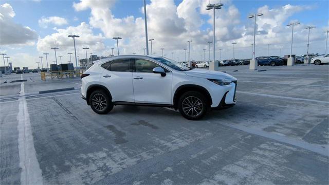 new 2025 Lexus NX 250 car, priced at $43,119