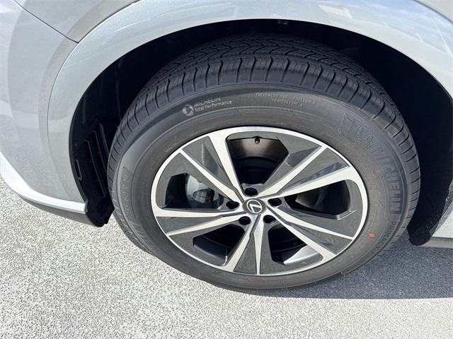 new 2025 Lexus RX 350 car, priced at $51,425