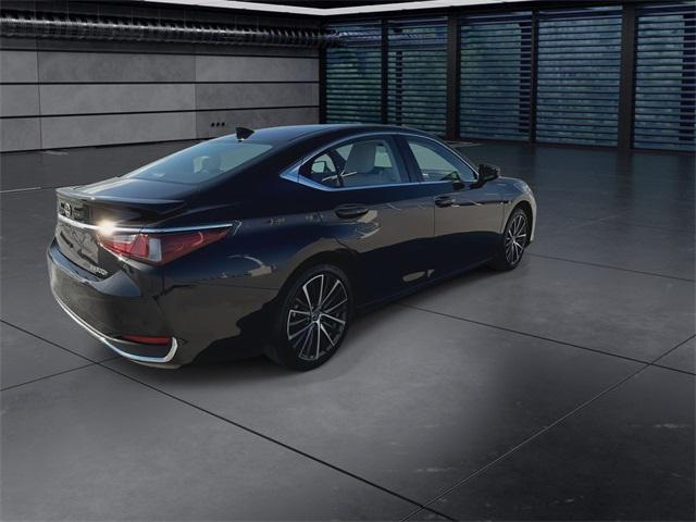 used 2024 Lexus ES 300h car, priced at $39,988
