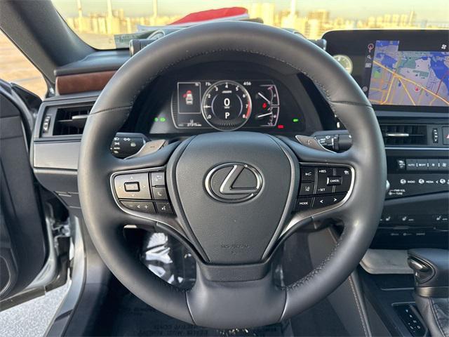 used 2022 Lexus ES 350 car, priced at $36,588