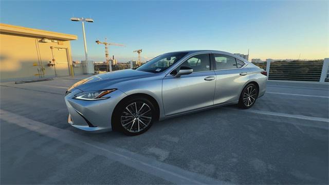 used 2022 Lexus ES 350 car, priced at $36,588